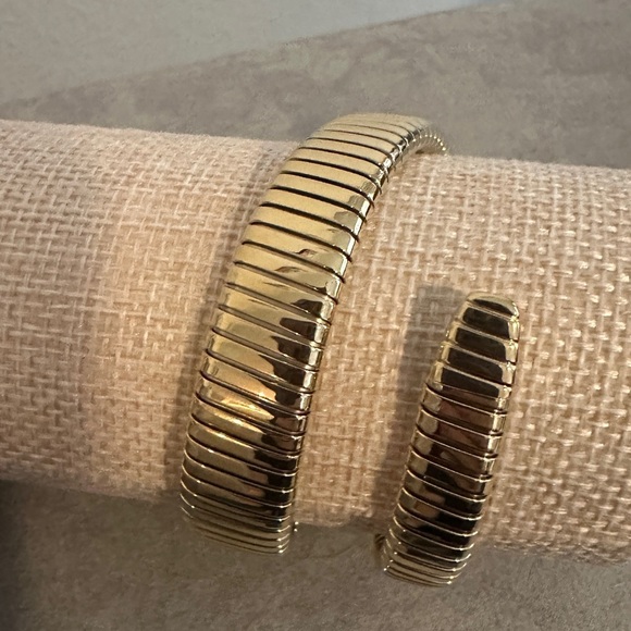 Malachite gold tone coil watch by Colleen Lopez - Picture 2 of 8